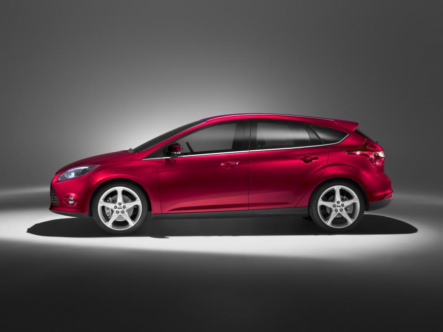  Ford Focus Hatchback 2010 года  (фото 13 из 52)